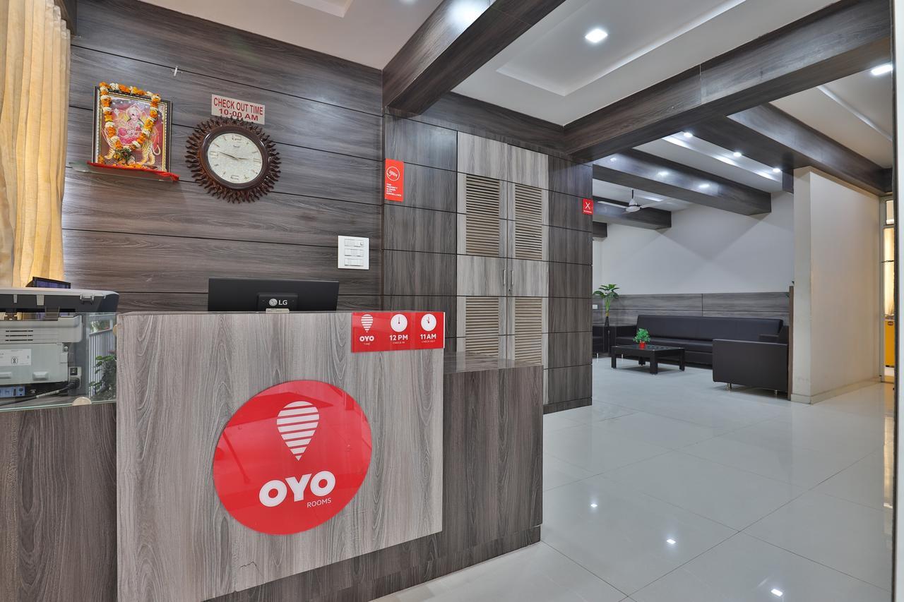 Oyo 12309 Hotel Ananya Kalol Dış mekan fotoğraf